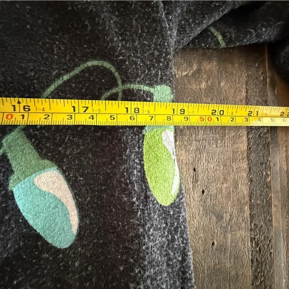 Wildfox Gray Christmas Sweatshirt - Picture 4 of 7